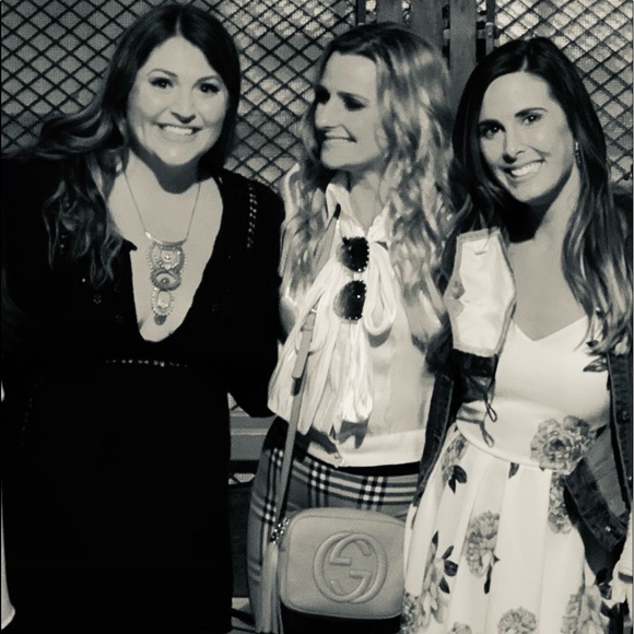 Meet your Posher, Samantha - Picture 15 of 16